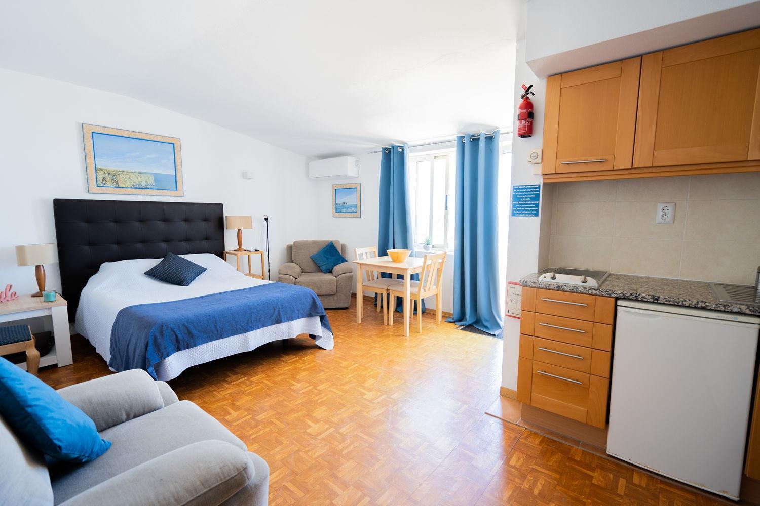 Apartahotel Luz Beach Apartments